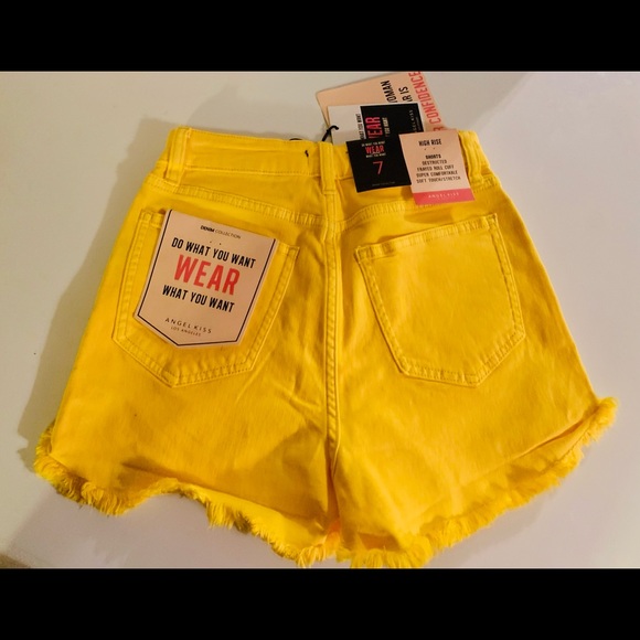 Yellow High Waisted Shorts. - Picture 3 of 4